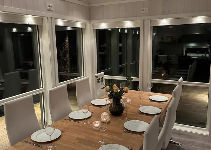 בית נופש Modern In שיבוטן
